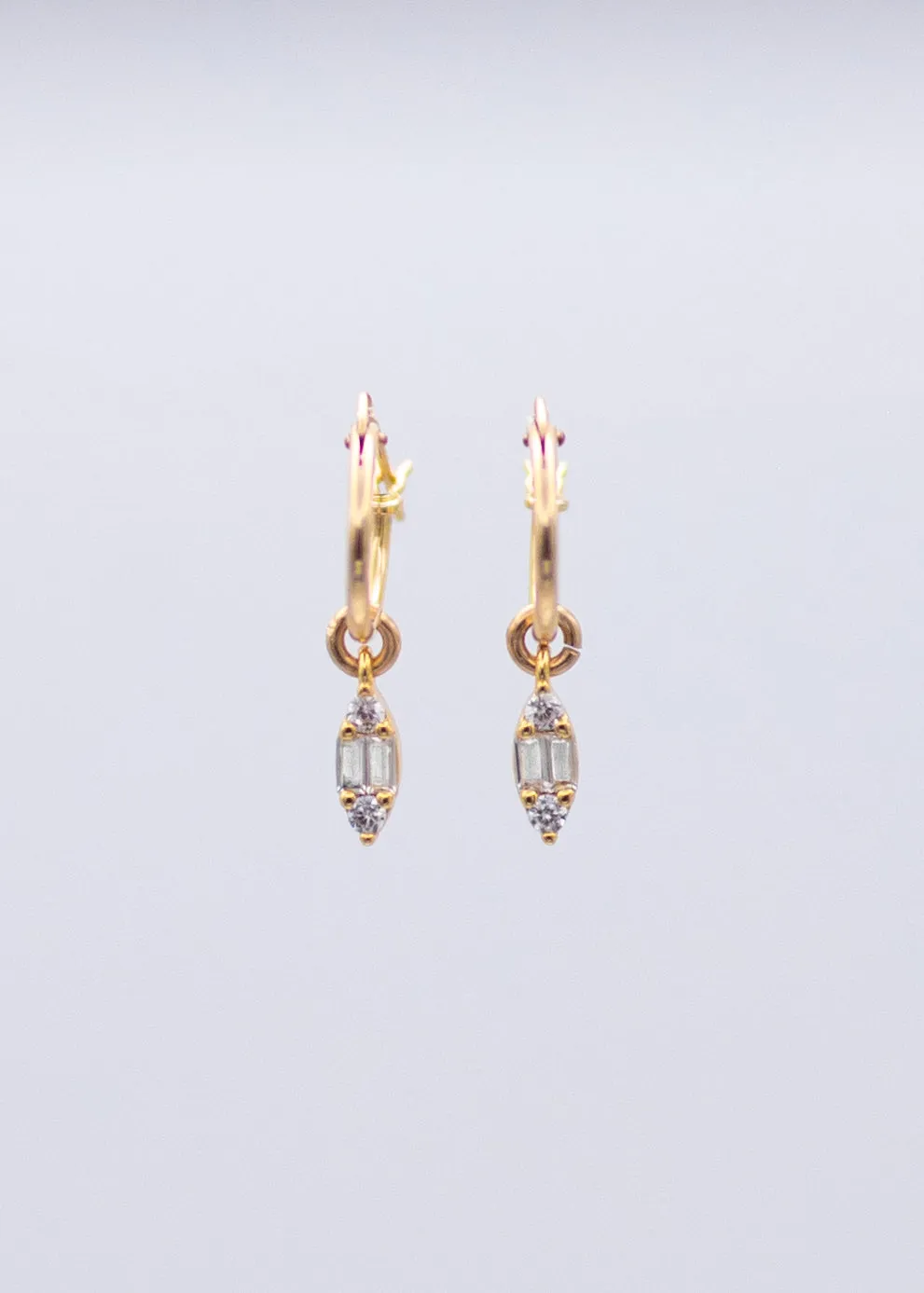 Boucles d'oreilles Anneaux Brillanti (23A-103)