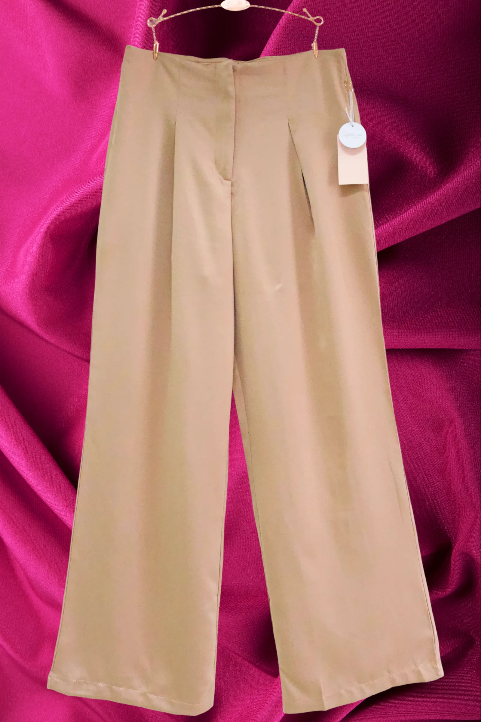 PANTALN WIDE LEG CON PINZAS SATINADO BP05740