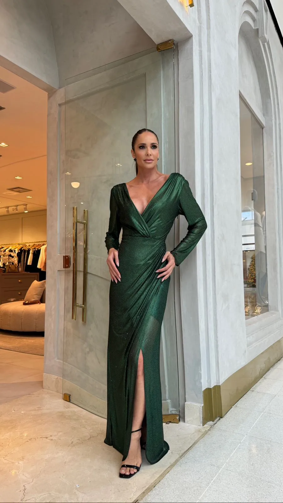 VESTIDO FABIANA MILAZZO VERDE DECOTE