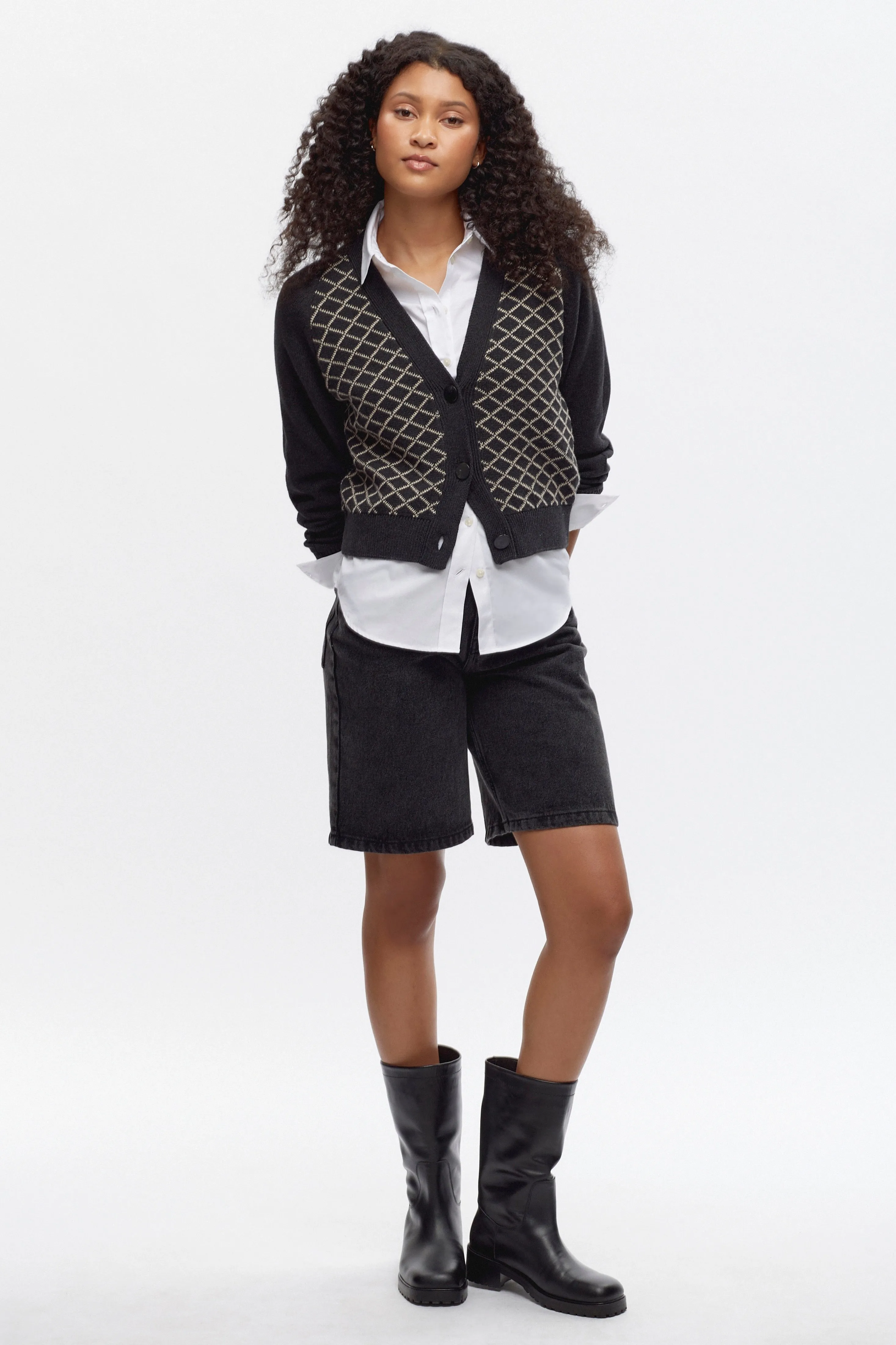 Women's Leila Cardigan in Black Pattern